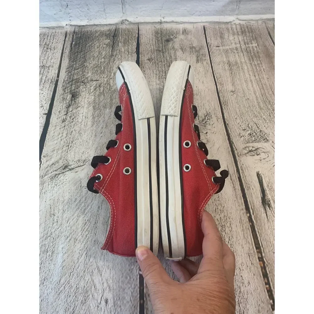 CONVERSE Unisex Kids Red Low Top All Star Sneakers / Size: 3